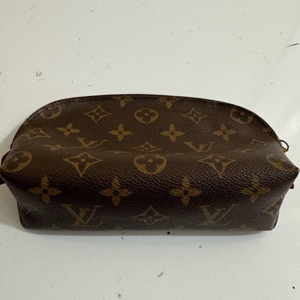 LV Monogram - Louis Vuitton Cosmetic Pouch PM - Picture 4 of 16